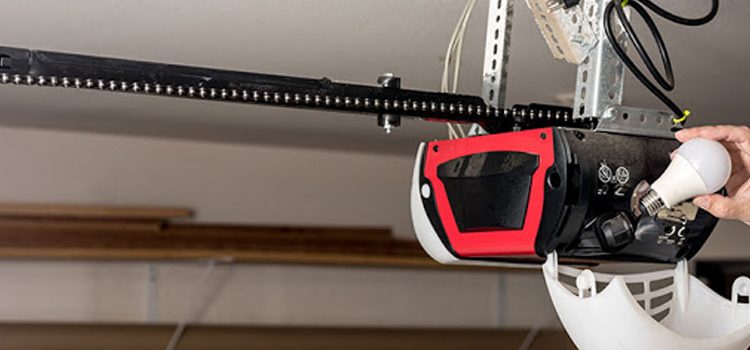 automatic garage door opener repair in Lincoln